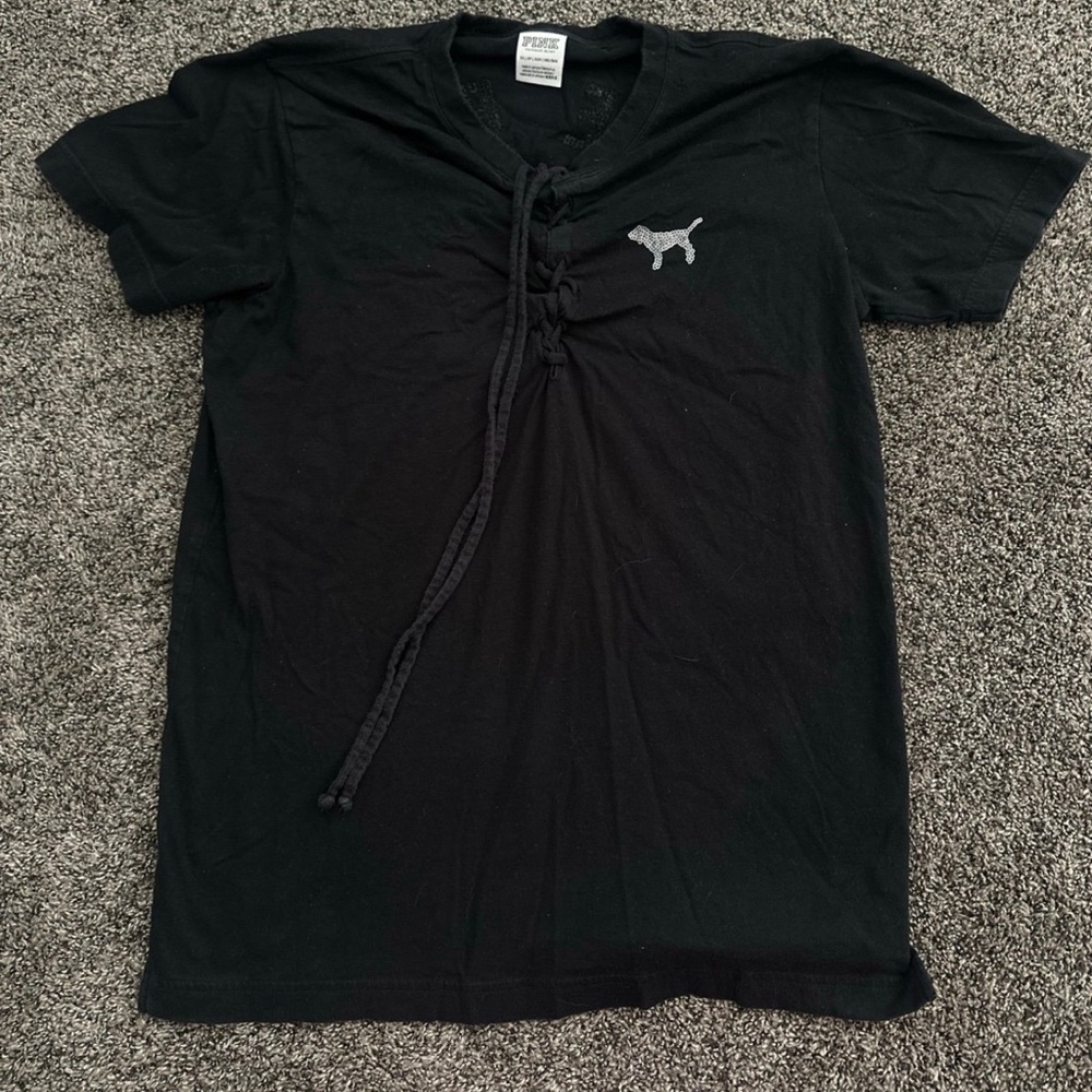 Victoria's Secret Black Tee with Dog Logo Size XS 0292